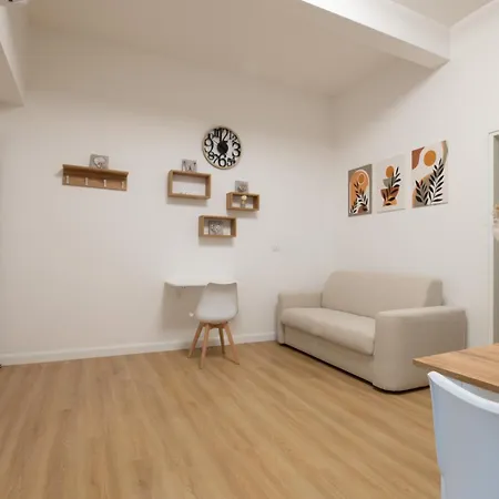 Alloro Apartment,5 Min Dalla Metro C, 15 Min Per Il Colosseo